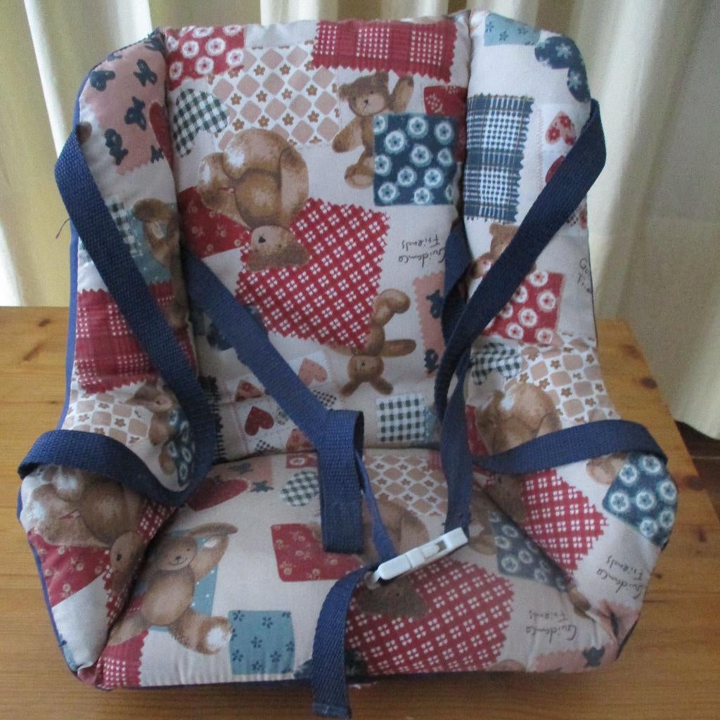 Coussin chaise haute poupée., Enlèvement ou Envoi, Utilisé