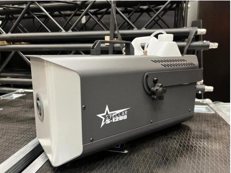 Showtec stellar s1200 sneeuwmachine, Ophalen, Nieuw