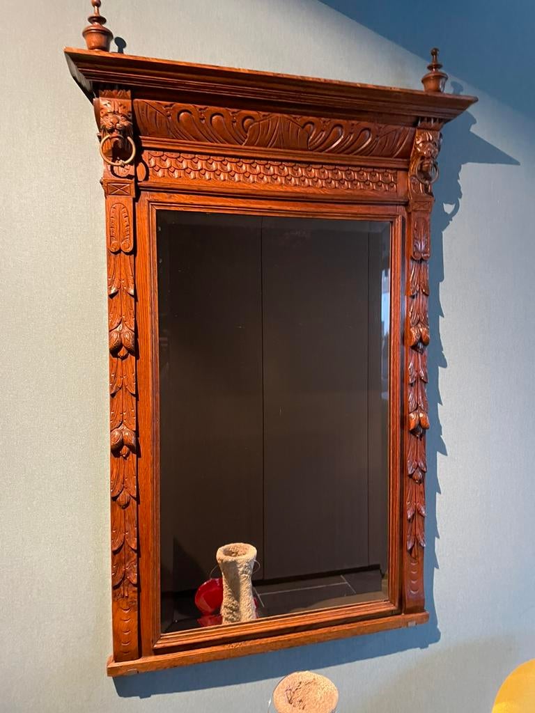 Antieke Mechelse spiegel, Enlèvement