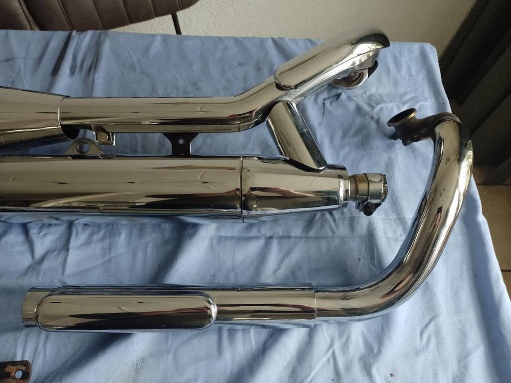 Complete uitlaat voor de Yamaha dragstar 650, Motoren, Ophalen of Verzenden