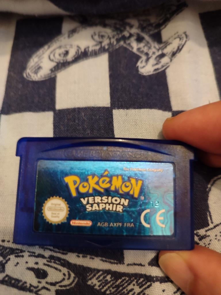 Pokémon version saphir, Consoles de jeu & Jeux vidéo