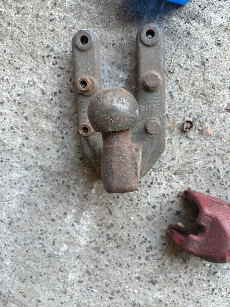 Boule de remorquage Jeep, Enlèvement, Jeep