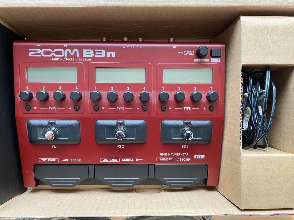 ZOOM B3N multi-effect voor basgitaar, Muziek en Instrumenten, Ophalen of Verzenden, Zo goed als nieuw, Multi-effect