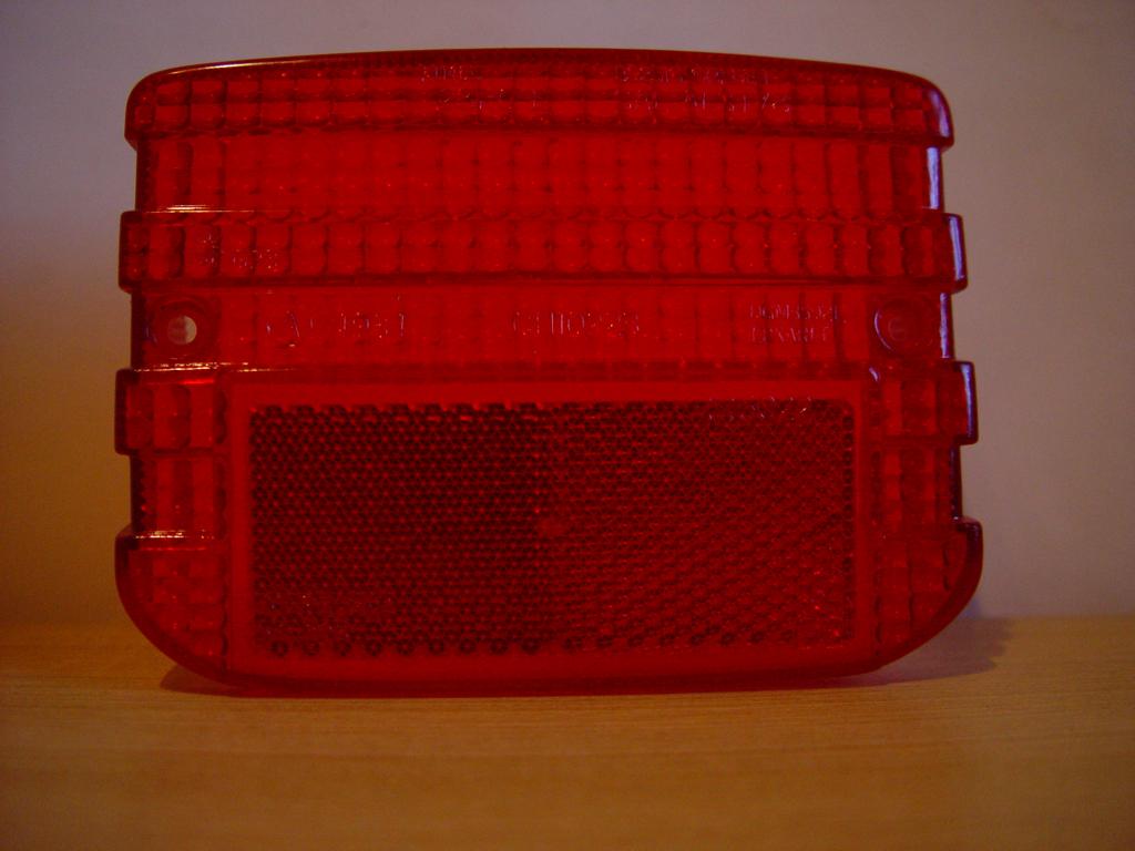 Honda Mb/mt achterlicht lens / lentille de feu arrière, Vélos & Vélomoteurs, Enlèvement ou Envoi, Comme neuf, Phare, Autres marques