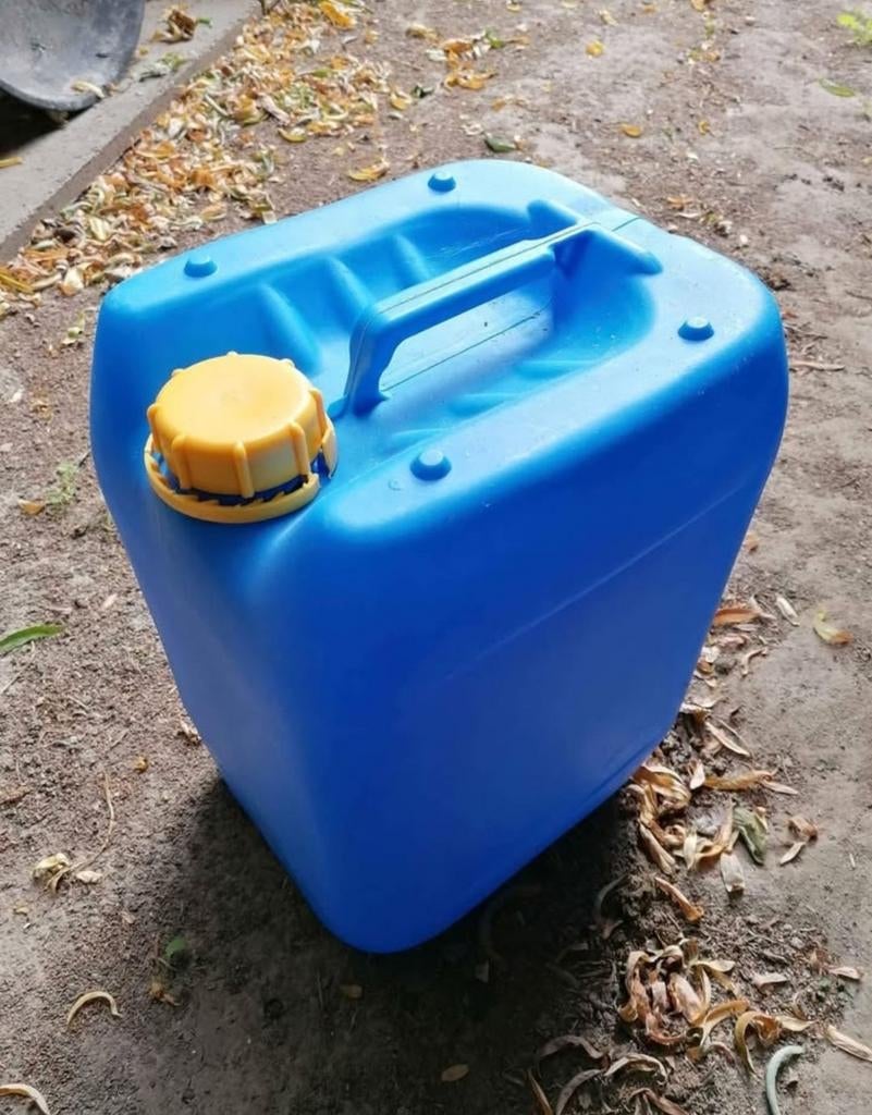 Jerrycans/bidons 20L, Ophalen, Zo goed als nieuw