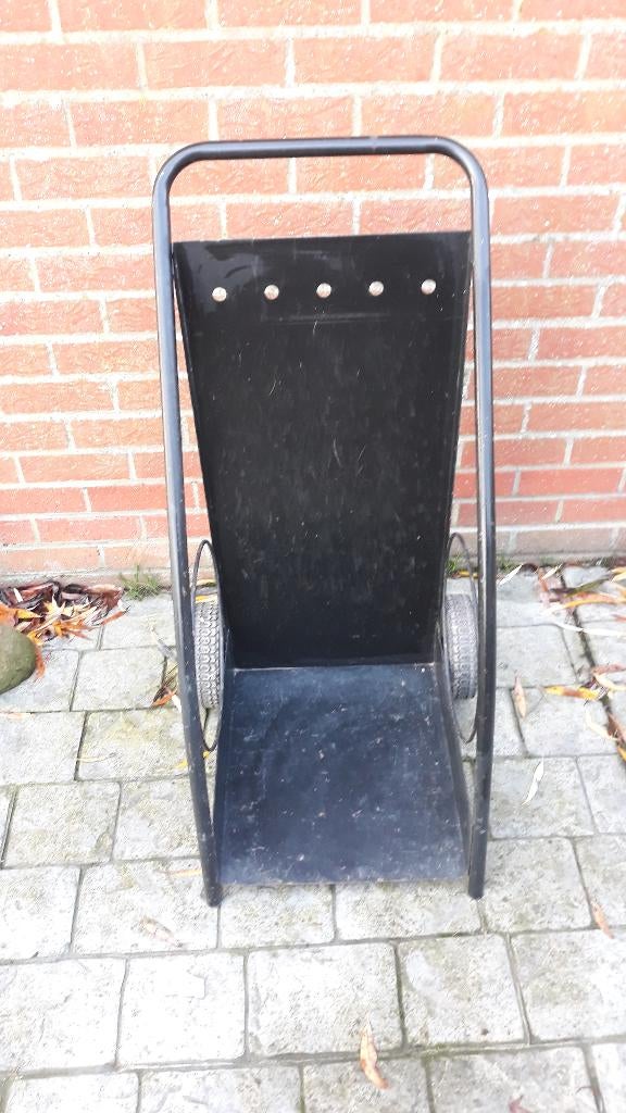 Range bûches à roulettes, Moins de 3 m³, Enlèvement, Chêne, Bûches