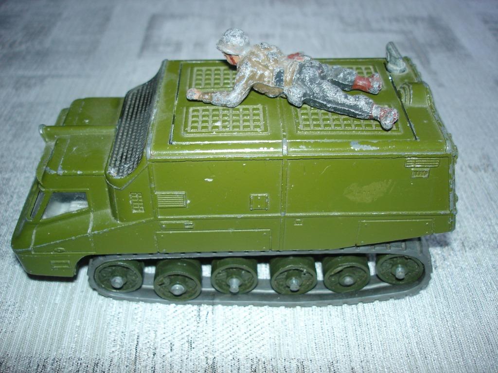 Dinky Toys  Shado 2 rupsterreinwagen 1:48 made in England, Envoi, Utilisé, Autres types, Dinky Toys