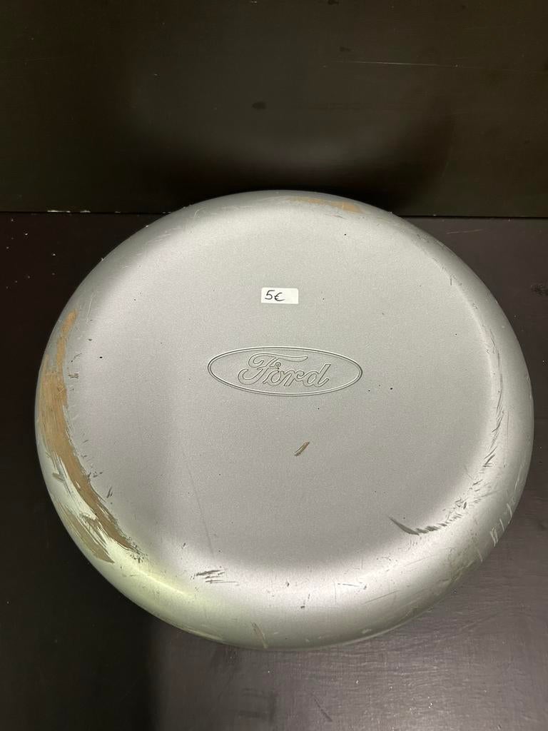 1 Ford Transit wieldop met 6 bouten, Ophalen of Verzenden, Gebruikt