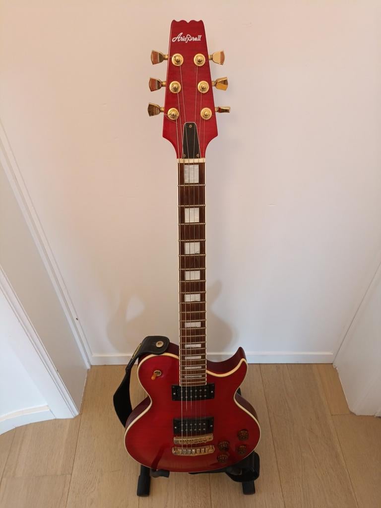 Aria Pro II PE850, Muziek en Instrumenten, Snaarinstrumenten | Gitaren | Elektrisch, Gebruikt, Solid body, Overige merken, Ophalen
