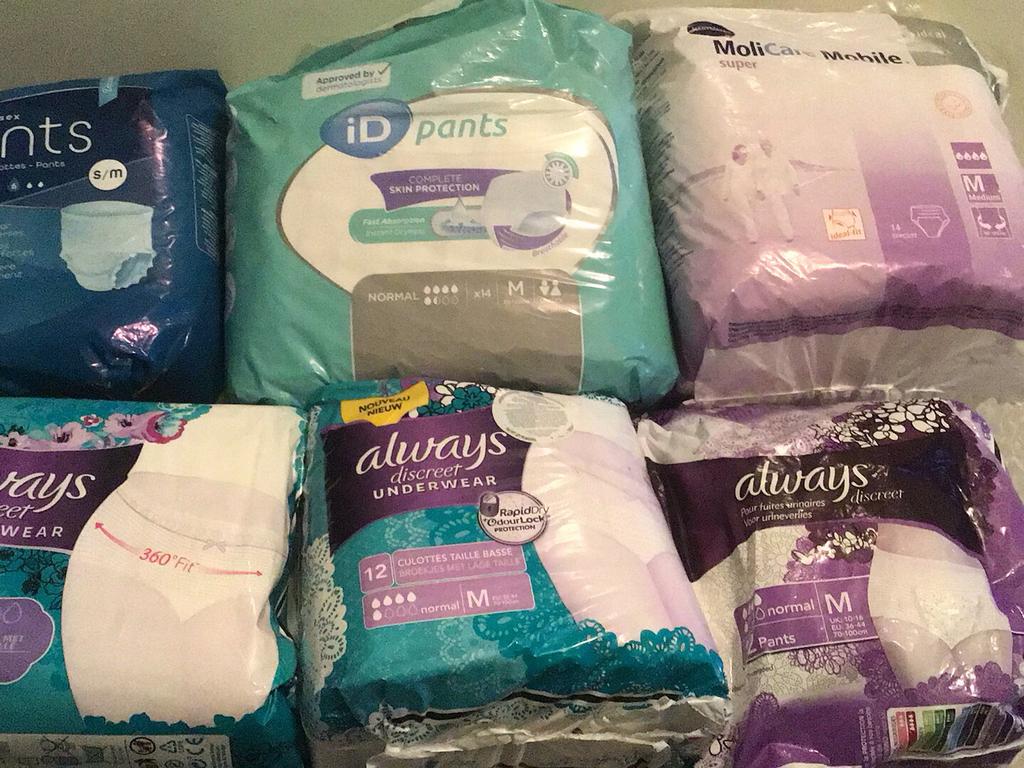 Incontinentie matriaal maat meduim alles 52 stuks, Diversen, Ophalen of Verzenden