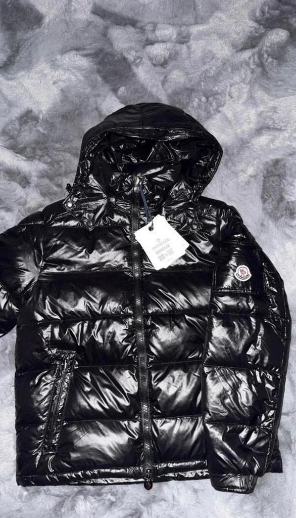 Moncler maya jas, Ophalen of Verzenden, Zo goed als nieuw