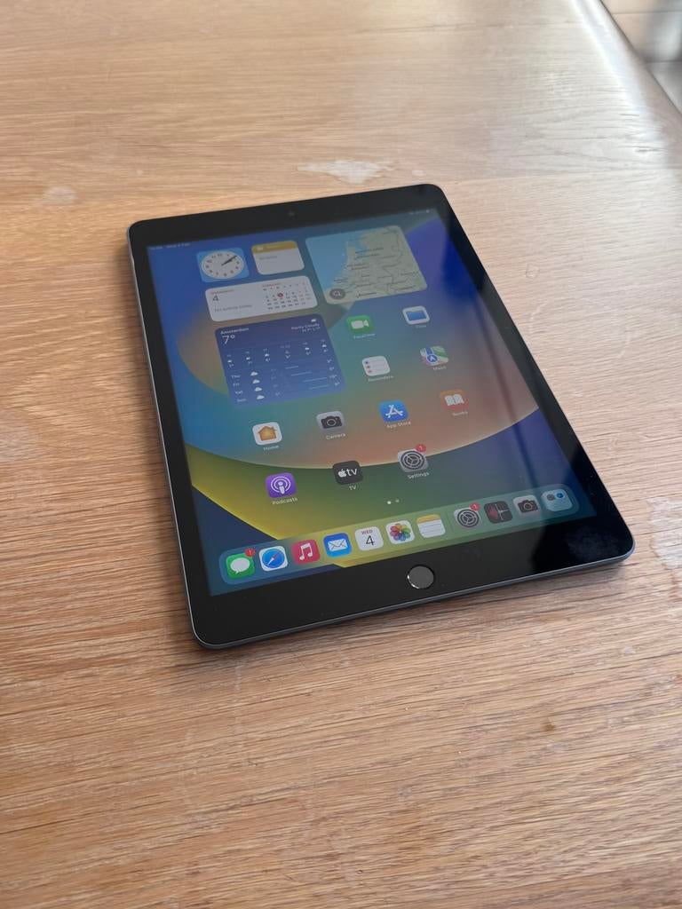 iPad 9 64gb | nieuwstaat | space grey | 99%, Computers en Software, Apple iPads, 10 inch, Apple iPad, Zwart, Ophalen of Verzenden