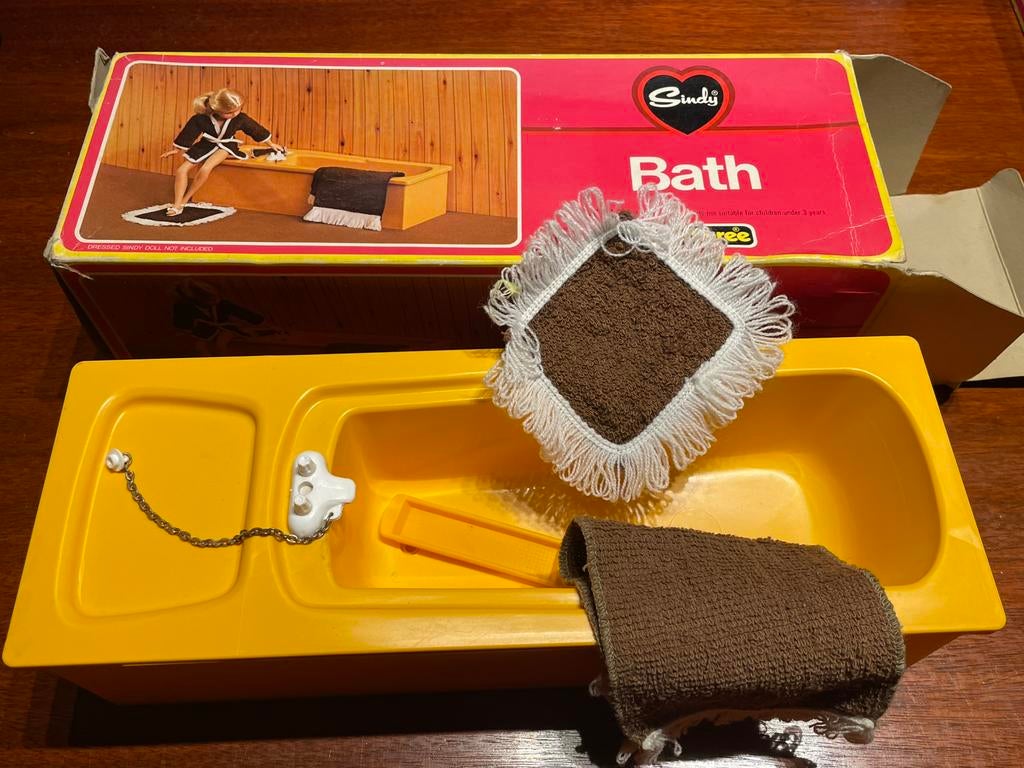 Vintage Sindy  bad, Ophalen of Verzenden, Zo goed als nieuw