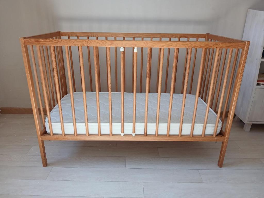 Petit lit bébé, Enfants & Bébés, Chambre d'enfant | Lits, Matelas, 70 à 85 cm, Comme neuf, Enlèvement