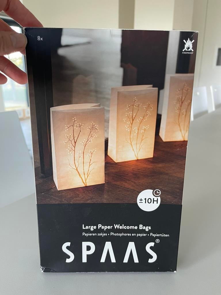 Kaarsen in papieren kerstzakjes/welkomstzakjes, Ophalen, Zo goed als nieuw, Kaars