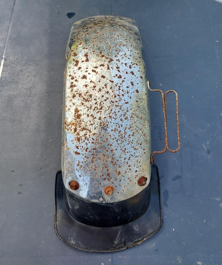 Garde-boue avant Dax Skyteam Symex 50cc 2012, Vélos & Vélomoteurs, Pièces de cyclomoteur | Général, Utilisé, Autres types, Enlèvement ou Envoi