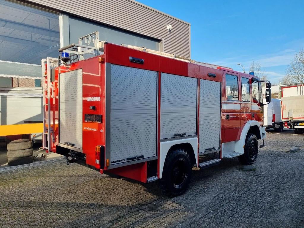 Iveco Magirus EUROFIRE/ 95E18 4x4 FIRETRUCK / EXPEDITIONTRUC, Auto's, Vrachtwagens, Euro 2, Iveco, Bedrijf, Vierwielaandrijving