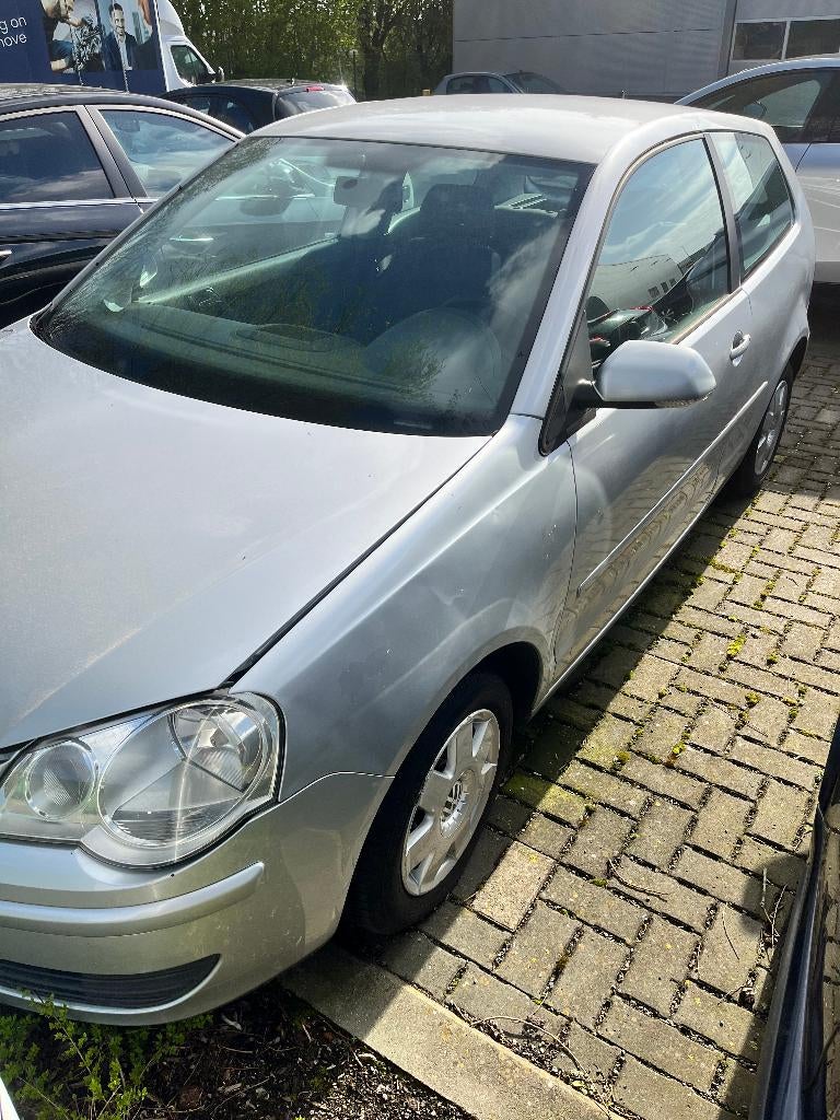 2 VW Polo's voor export of wisselstukken, Auto's, Voorwielaandrijving, Overige brandstoffen, Zwart, Handgeschakeld
