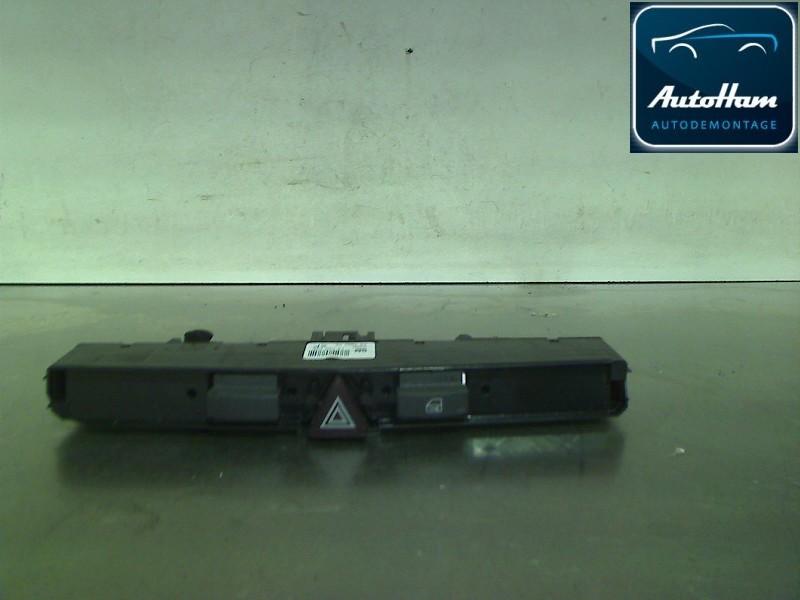 COMMUTATEUR DE FEUX DE DETRESSE Opel Astra H (L48), Utilisé, Opel