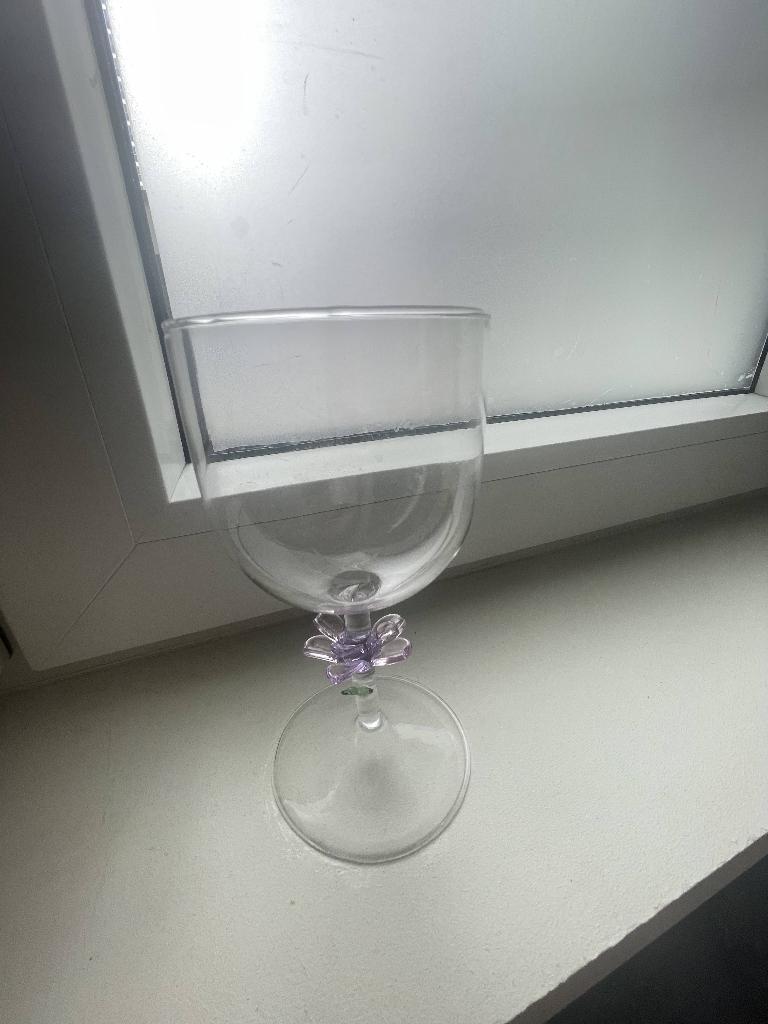 2 drinkglazen om weg te geven, Ophalen, Zo goed als nieuw, Bierglas