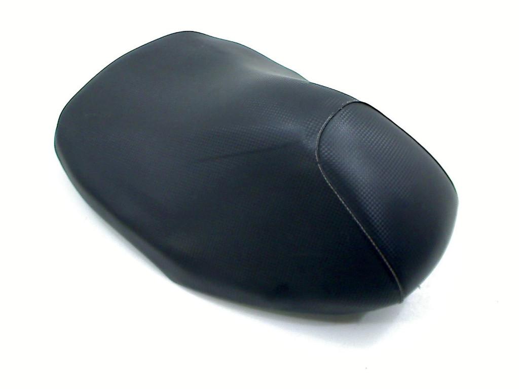 BUDDYSEAT VOOR Yamaha Aerox 2T (Minarelli Hor. LC), Gebruikt, P.J. Troelstraweg 8 8
3144 CX  MAASSLUIS, NL, Info@cama-motorparts.nl