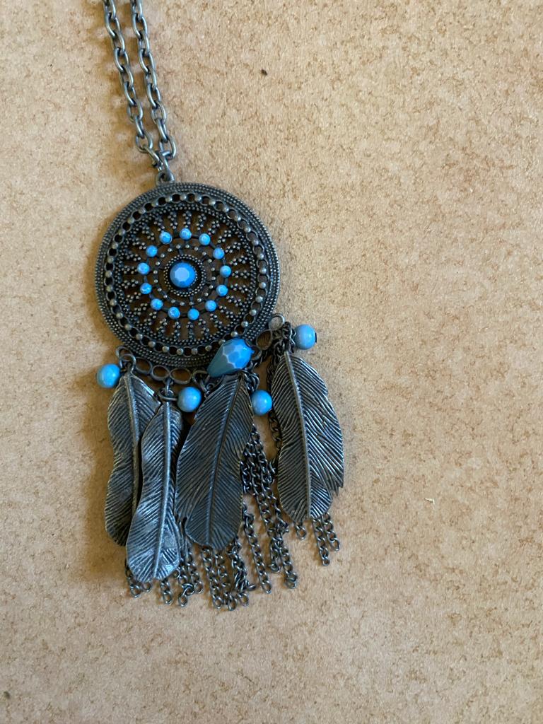 Collier piège à rêve pierre bleue alliage argent L 47cm, Utilisé, Autres matériaux, Avec pendentif, Argent