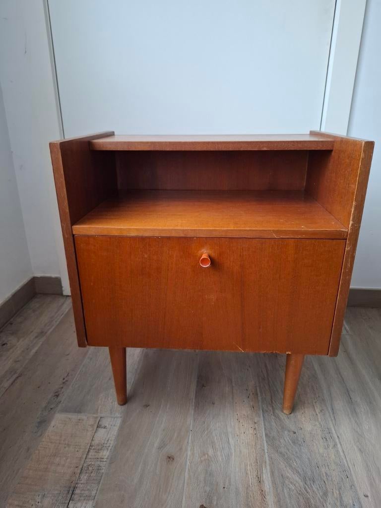 Retro vintage nachtkastje, Huis en Inrichting, Ophalen