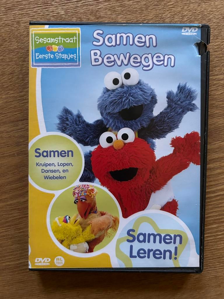 DVD Sesamstraat: Samen bewegen, Cd's en Dvd's, Dvd's | Kinderen en Jeugd, Alle leeftijden, Poppen, Ophalen of Verzenden, Zo goed als nieuw