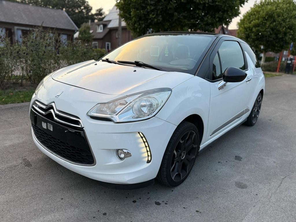 DS3 1.2 Benzine - 81 Pk Met Keuring. Rijdt zeer goed, Auto's, Citroën, Bedrijf, Handgeschakeld, DS3, Te koop