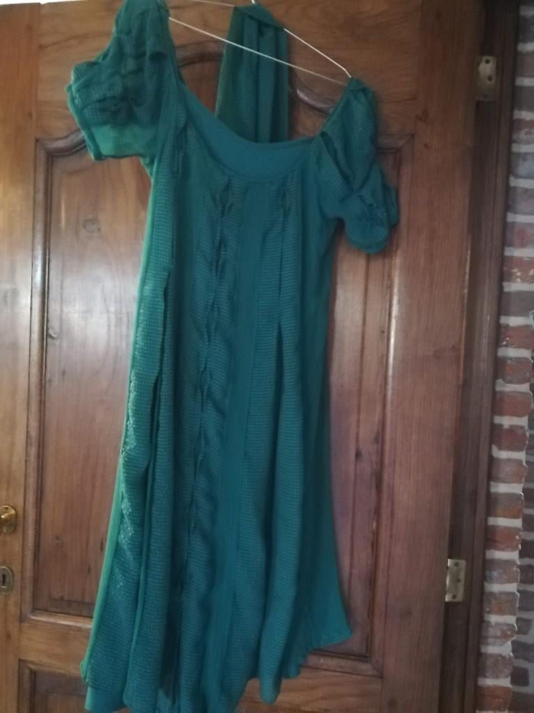 Kleed, Kleding | Dames, Jurken, Zo goed als nieuw, Maat 38/40 (M), Groen, Onder de knie, Ophalen of Verzenden