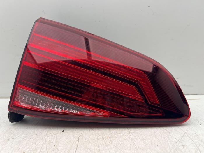 Feu arrière gauche d'un Volkswagen Golf, Autos : Pièces & Accessoires, Éclairage, Volkswagen, -, 3 mois de garantie, Utilisé