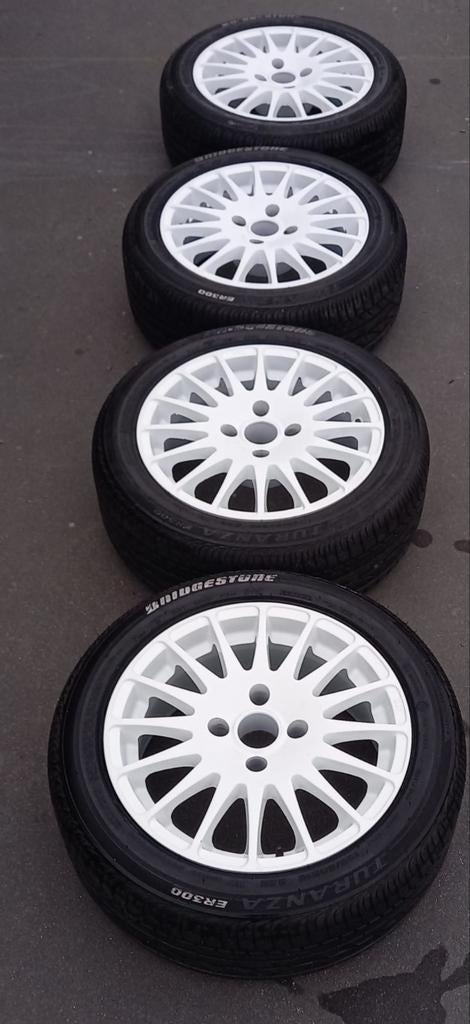 Nette set 15" Witte Velgen + Bridgestone Banden, Auto-onderdelen, Ophalen, 15 inch, Band(en)