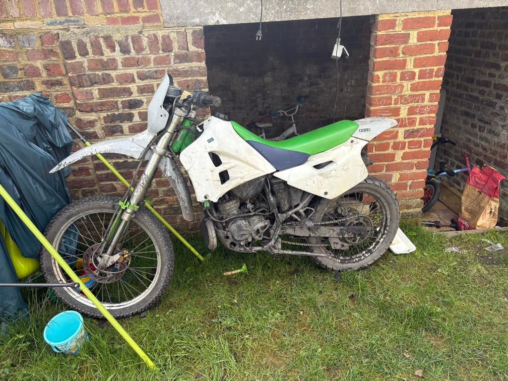 Aprillia leonardo 150 cc et gilara 50cc, Vélos & Vélomoteurs, Enlèvement, Utilisé