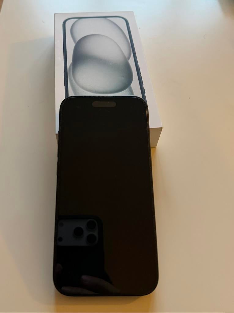 Superb Iphone 15 128 GB zwart gebruikt als 2e smartphone, Telecommunicatie, Mobiele telefoons | Apple iPhone, Ophalen, Zo goed als nieuw