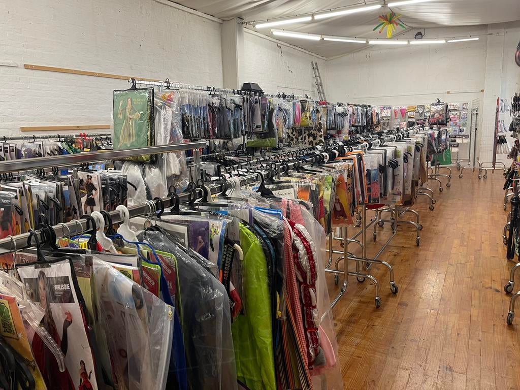 Stock commerce de la fete liquidation, Enlèvement