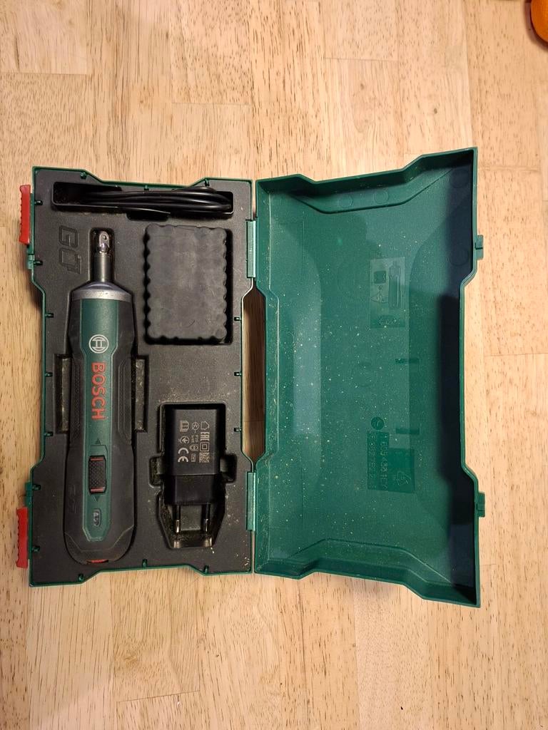 Bosh Pushdrive elektrische schroevendraaier, Doe-het-zelf en Bouw, Gereedschap | Handgereedschap, Ophalen, Zo goed als nieuw