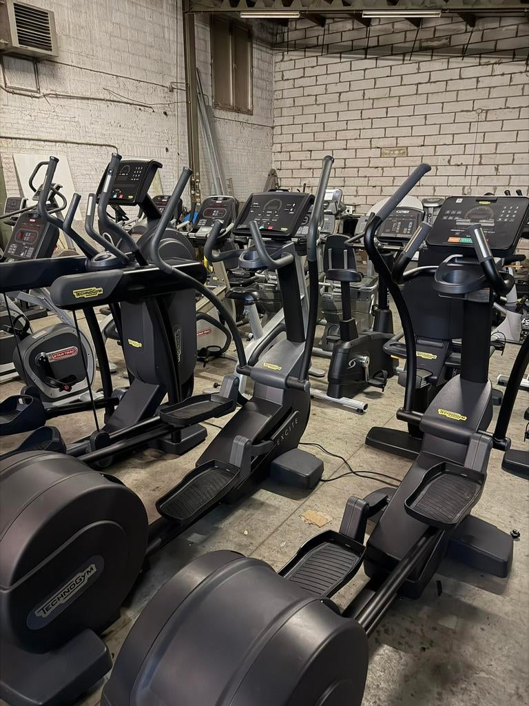 TECHNOGYM STAR TRAC HOMETRAINER CROSSTRAINER VARIO RECUMBENT, Sport en Fitness, Ophalen of Verzenden, Zo goed als nieuw