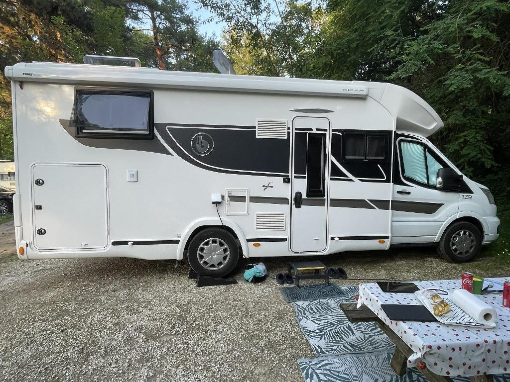 BENIMAR COCOON 468 NORTHAUTOKAAP SEMI-INTÉGRÉ À VENDRE, Caravanes & Camping, Camping-cars, Jusqu'à 4, 6 à 7 mètres, Siège standard