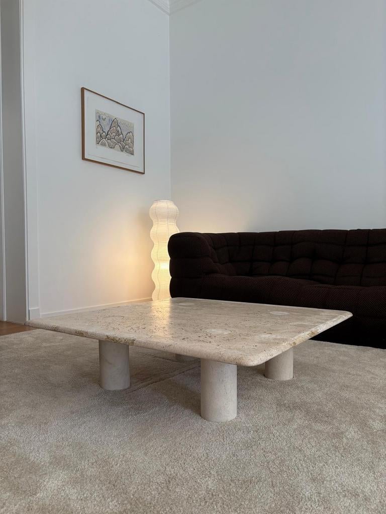 Table basse en travertin, Angelo Mangiarotti, Italy, 1970s, Maison & Meubles, Enlèvement