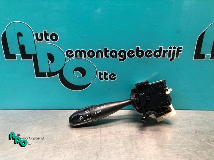 Commutateur feu clignotant d'un Daihatsu Cuore (Cuore 07-), Daihatsu, -, 3 mois de garantie, Utilisé