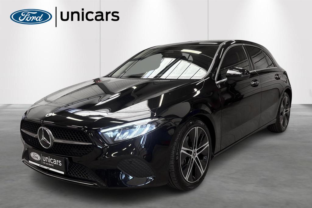 Mercedes-Benz A-Klasse A 180 Business Line (automatique), Autos, 100 kW, Achat, 680 kg, Entreprise