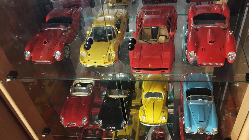 Maquettes de voitures, 1/18. Voitures vintage rétro, Hobby & Loisirs créatifs, Voitures miniatures | 1:18, Enlèvement ou Envoi