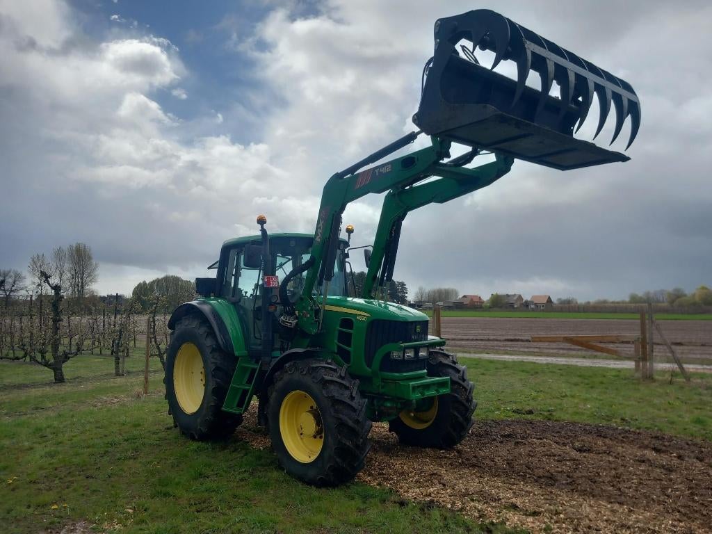 John Deere 6830 bouwjaar 2012, John Deere, Utilisé, Plus de 10 000, 120 à 160 ch