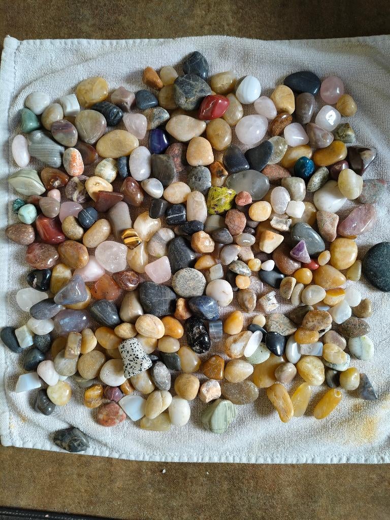 Beaucoup de pierres roulées, Collections, Enlèvement ou Envoi, Minéral