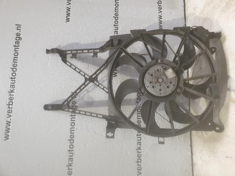 VENTILATEUR MOTEUR Opel Zafira (M75) (13-205-947), Autos : Pièces & Accessoires, Utilisé, Opel