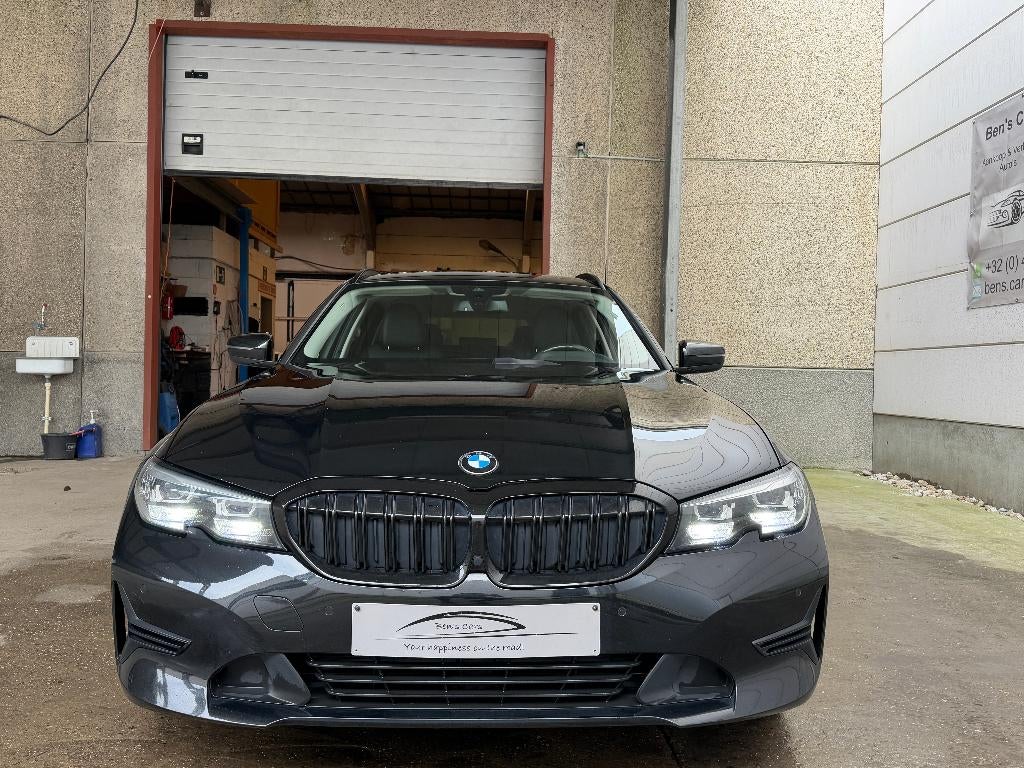 BMW 330e Touring PHEV M-PACK Automaat, Auto's, 4 cilinders, Leder en Stof, Zwart, Bedrijf