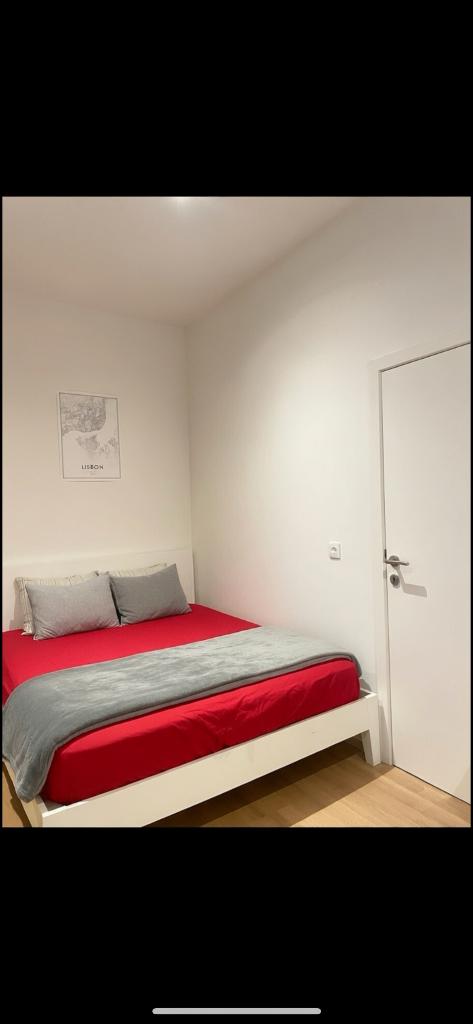 cadre de lit blanc 1m60, Maison & Meubles, Enlèvement, Utilisé, 200 cm, Deux personnes