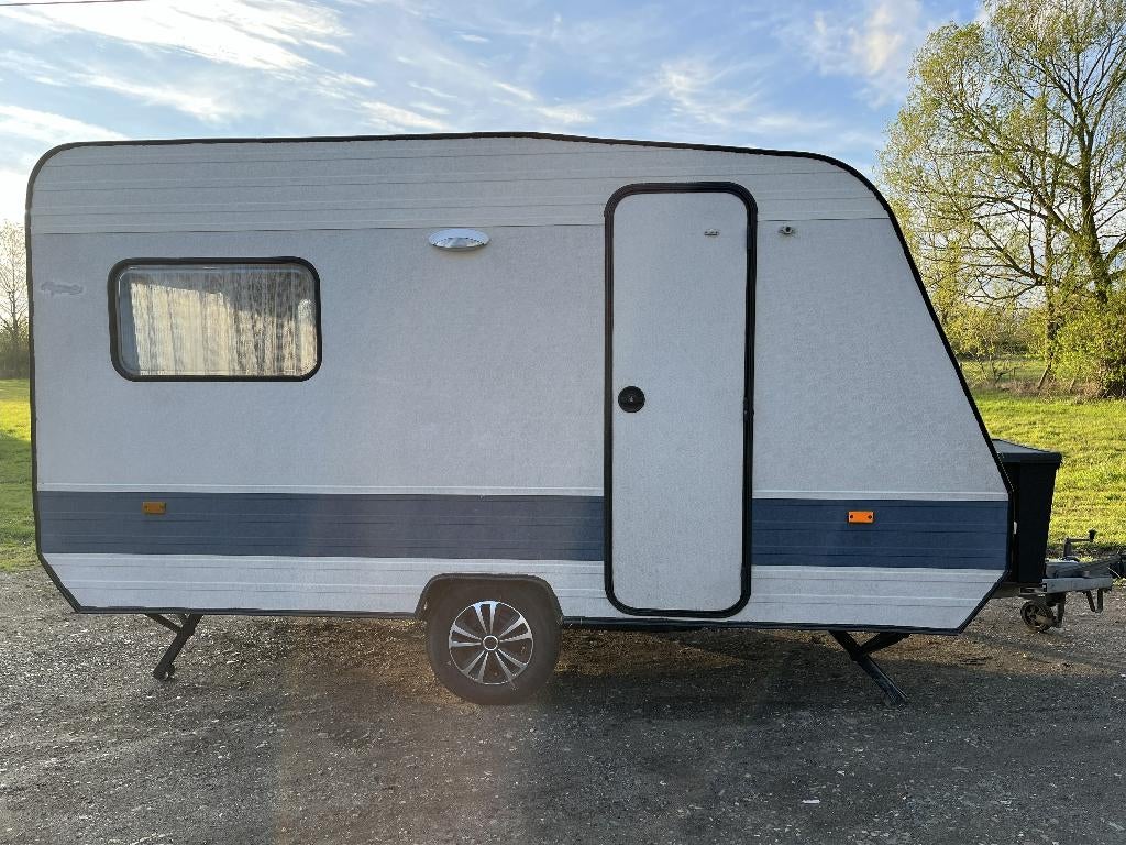 Caravan Adria 750kg, Particulier, Adria, 500 - 750 kg, Tot 4 meter