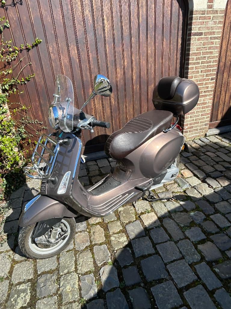 Vespa Primavera 125 Touring ABS, Fietsen en Brommers, Scooters | Vespa, Ophalen, Overige modellen, 125 cc, Benzine