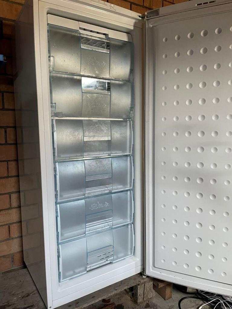 Beko diepvriezer, Ophalen